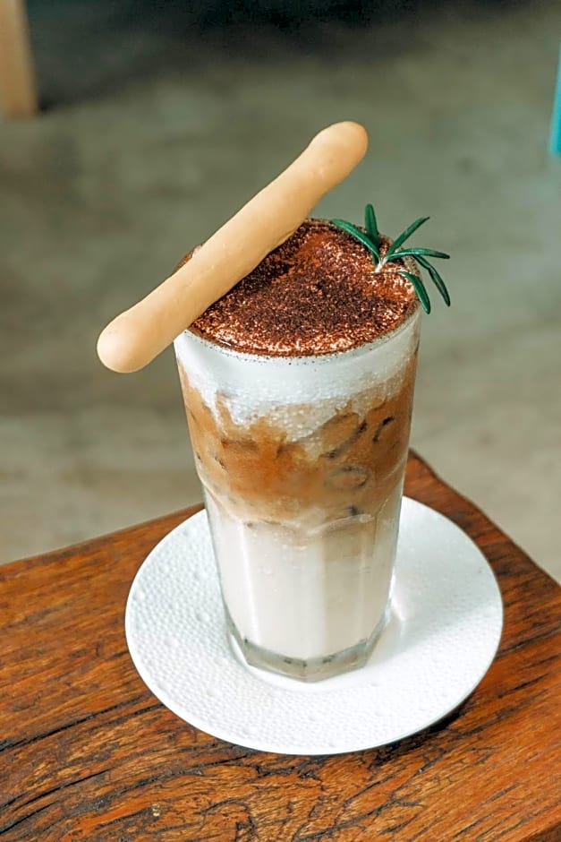 Shanti-Retreat Hotel