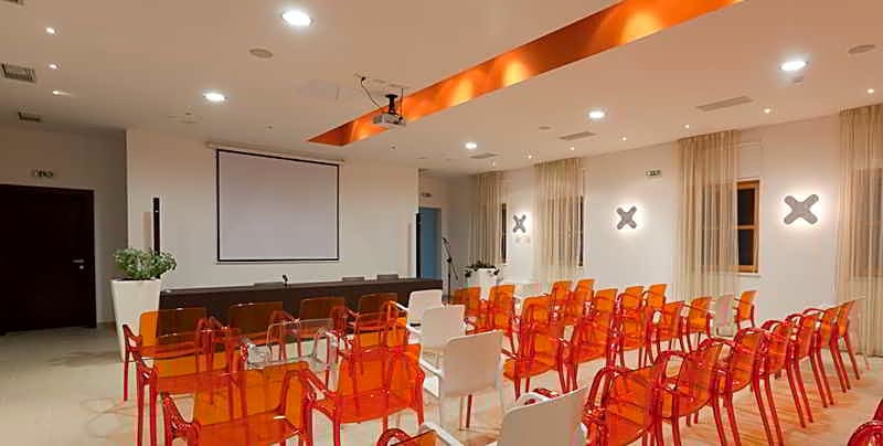 Hotel & Restaurant Velanera