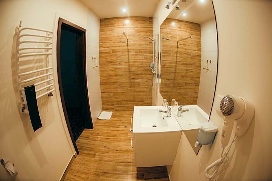 Centrum Bankietowo - Hotelowe "Perła"