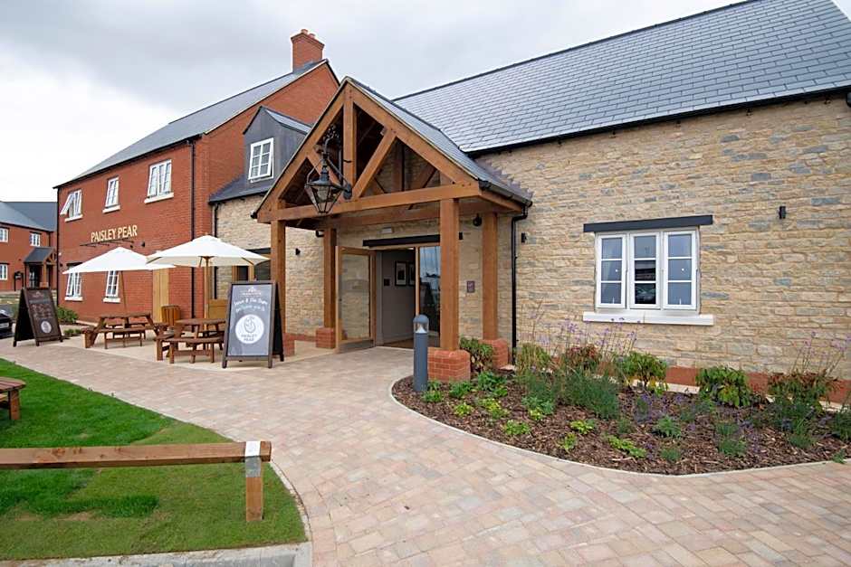 Paisley Pear, Brackley by Marston's Inns