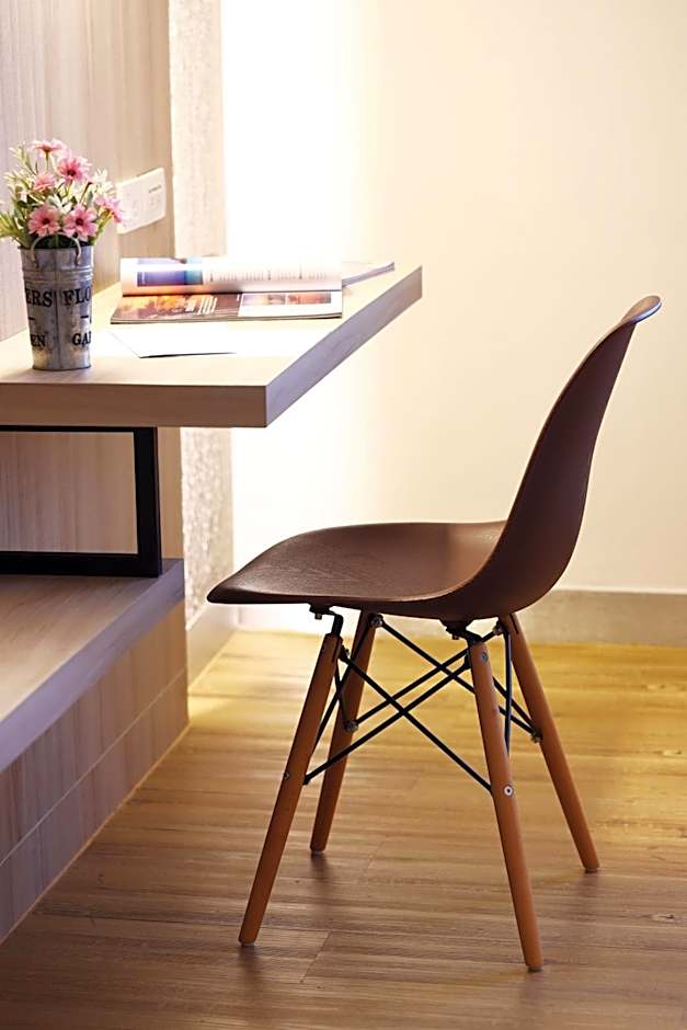 Lee Gardens Plaza Hotel - SHA Plus