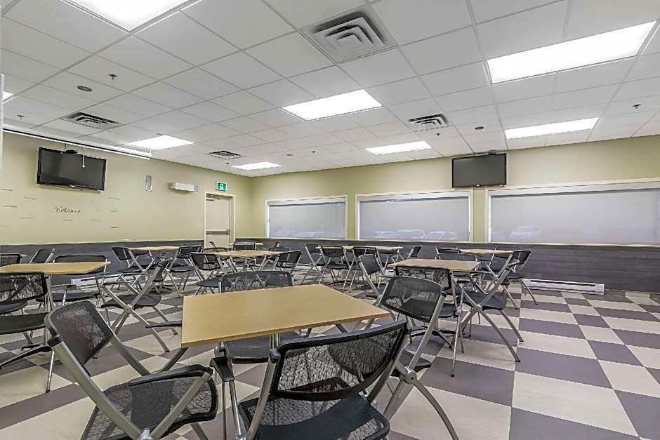 Quality Hotel & Conference Centre