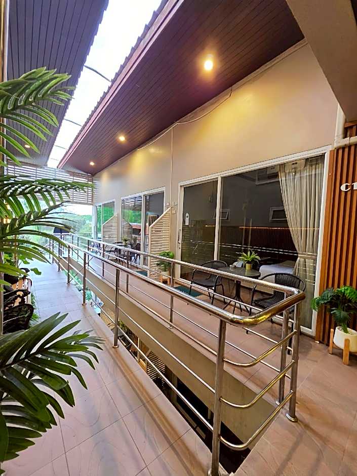 Chilli Hotel & Restaurant