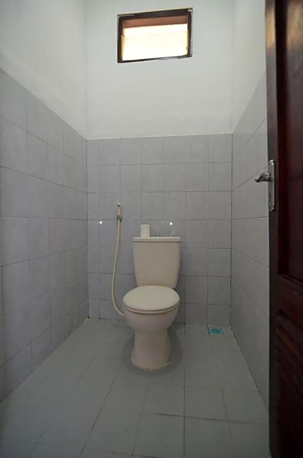 Puri Itoma Bungalows