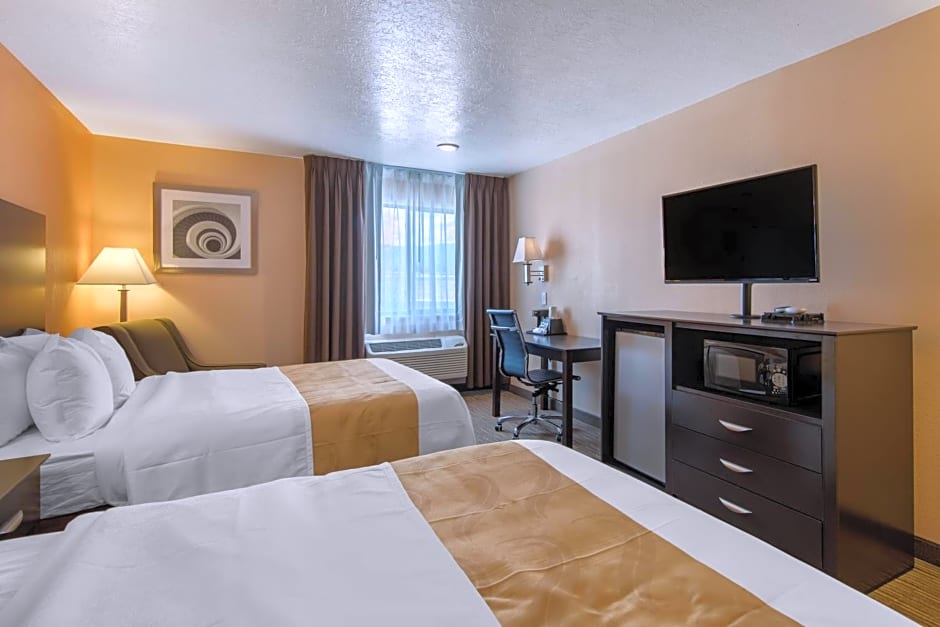 Quality Inn & Suites Albuquerque North near Balloon Fiesta Park