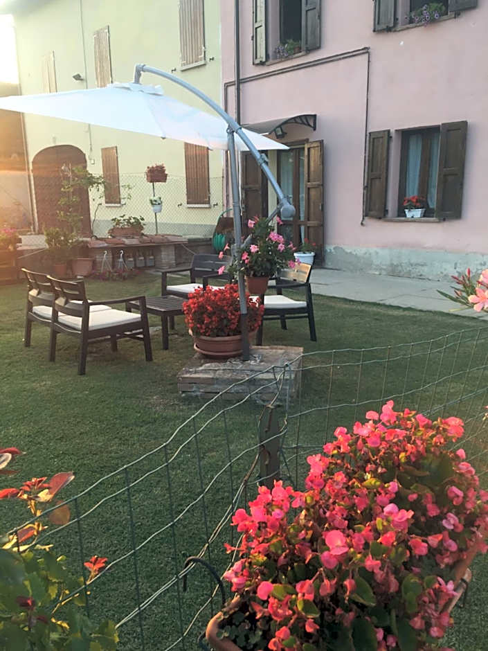 B&B Happiness in the Country