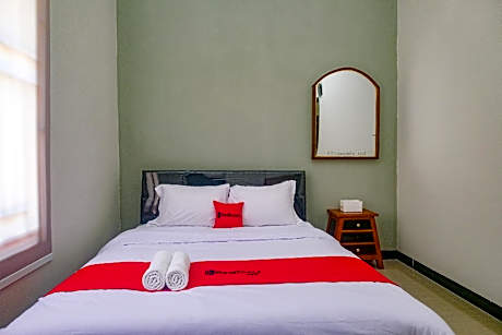 RedDoorz near Majapahit Semarang