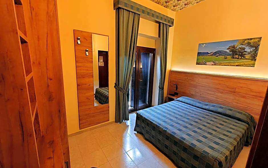 Cristall Hotel