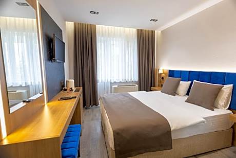 Deluxe Single Room with Balcony