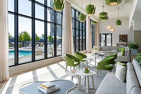 Element San Jose Airport