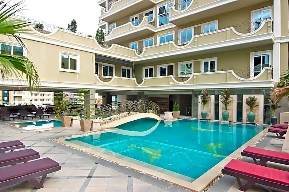 Lk Royal Suite Hotel