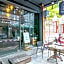 Zhelter Hostel Bangkok by ZUZU