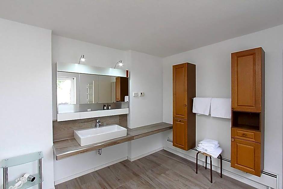 Hotel Lowen by Mastiff