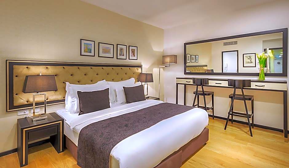 Stay Kook Suites – Jerusalem, IL