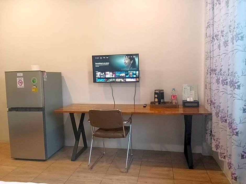 โรงแรมควีนส์ (Queen)