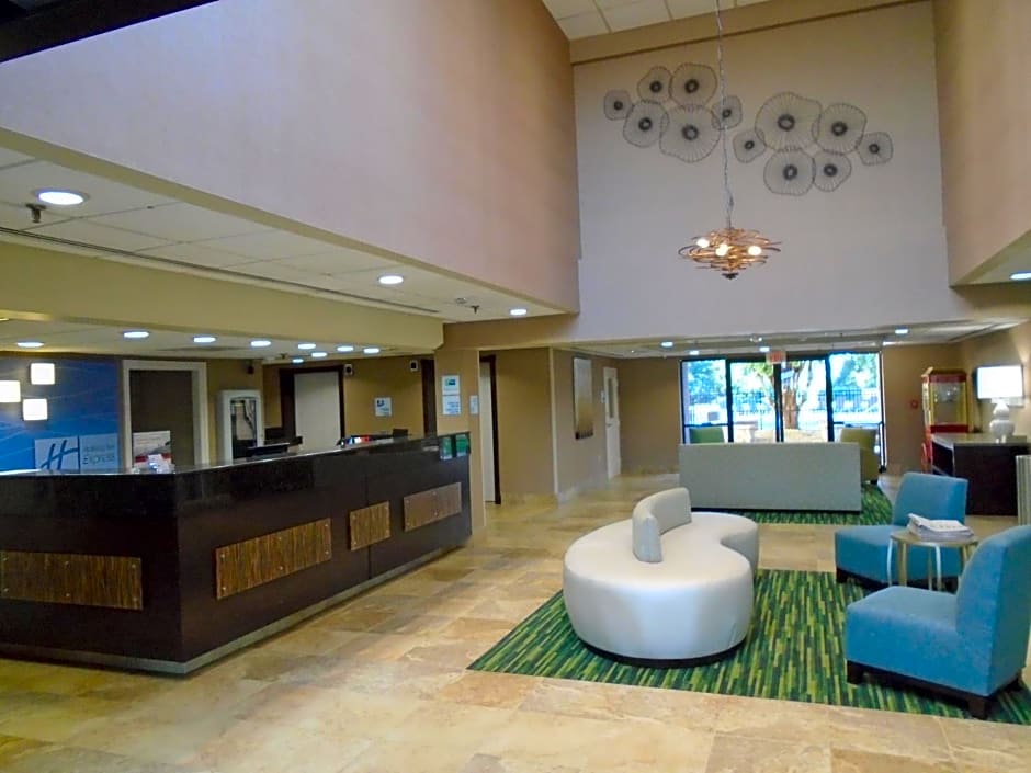 Holiday Inn Express Hotel & Suites Midlothian Turnpike, an IHG Hotel