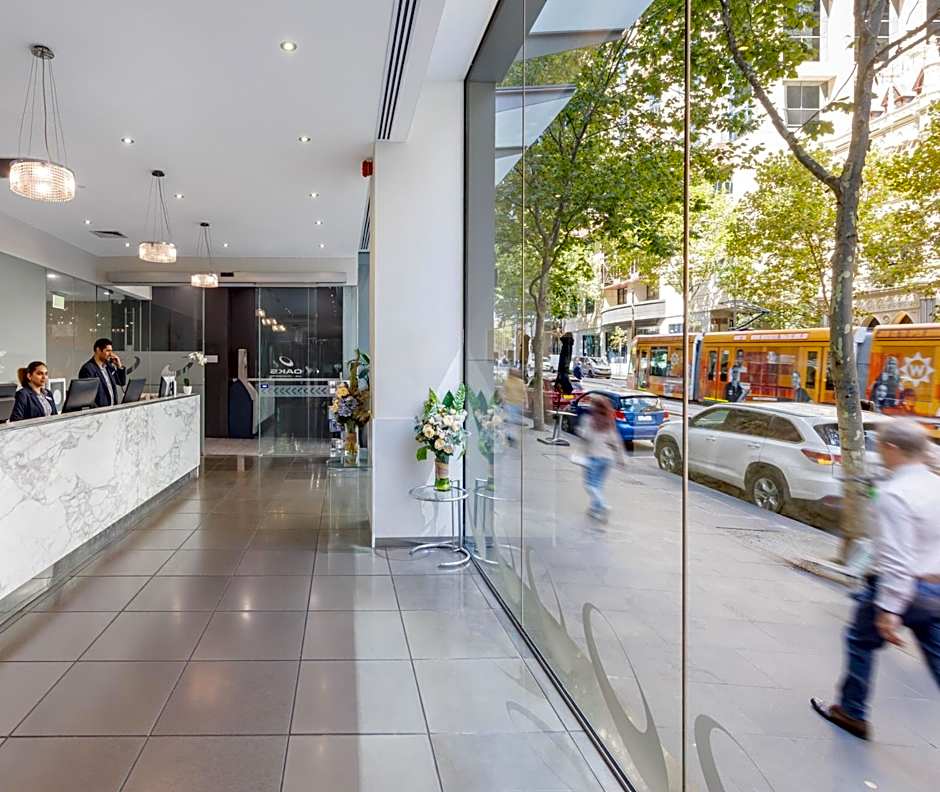 Oaks Melbourne on Collins Hotel
