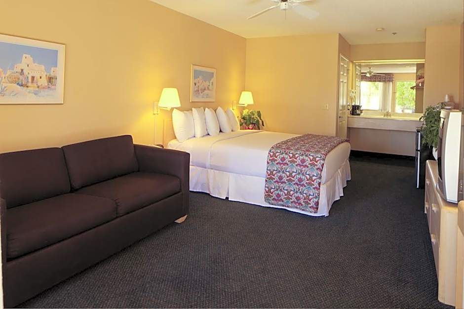 Calipatria Inn And Suites