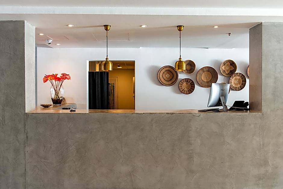 Atlantic Holiday Hotel