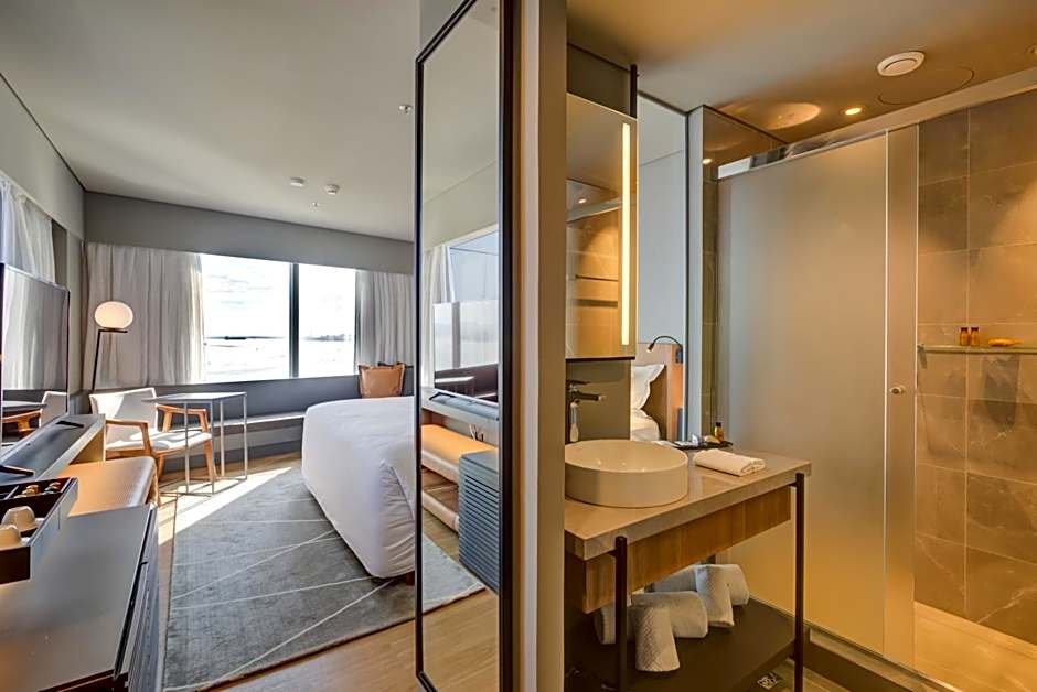 DoubleTree by Hilton Porto Alegre