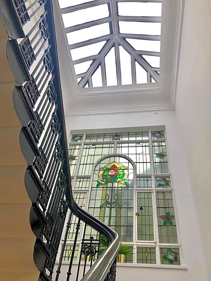 Terlon Apartments