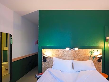 Chambre PURE avec un lit double