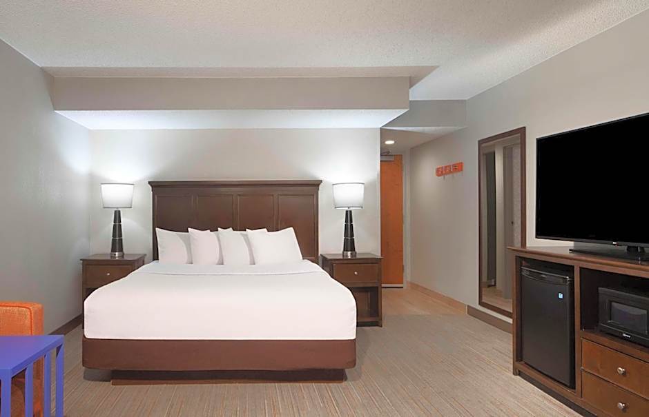 Hampton Inn By Hilton Evansville