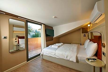Double Room with Balcony