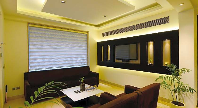 Chanchal Deluxe Hotel