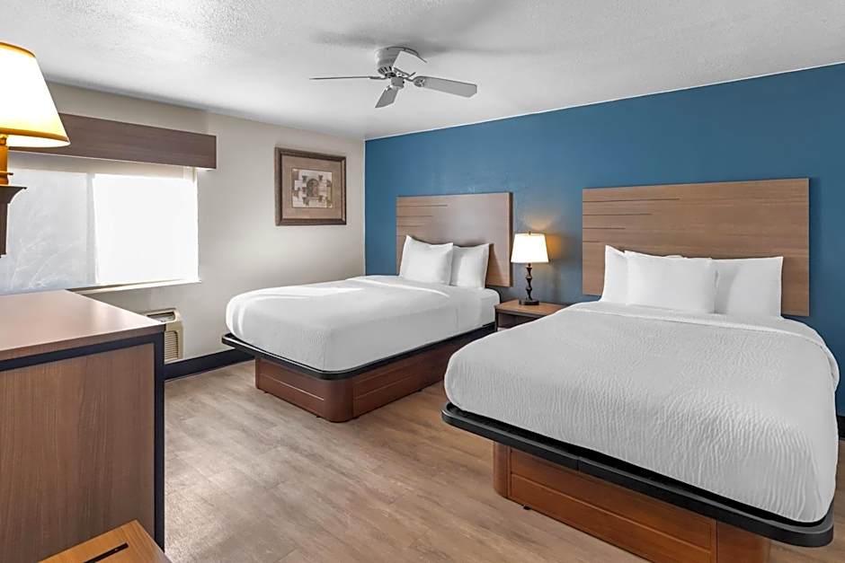 Baymont by Wyndham Arlington At Six Flags Dr