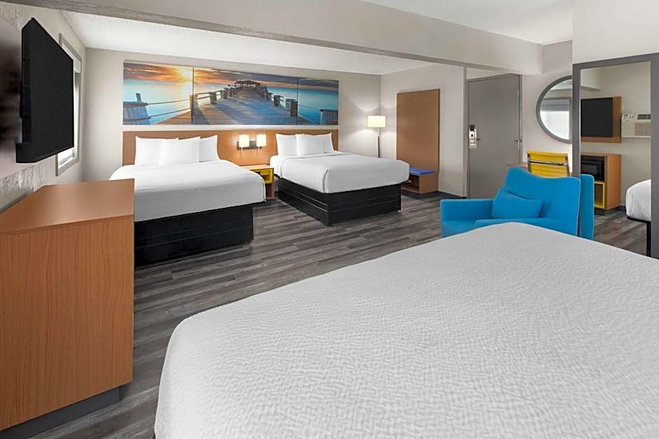 Days Inn by Wyndham Pierre