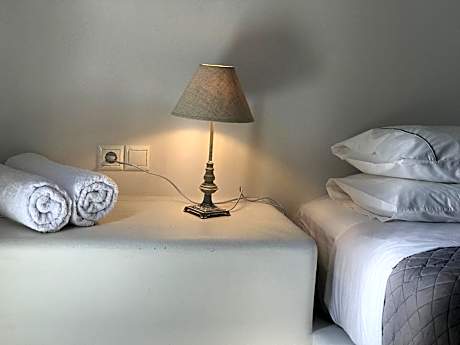 1 Bedroom 1 King PH Suite Duplex