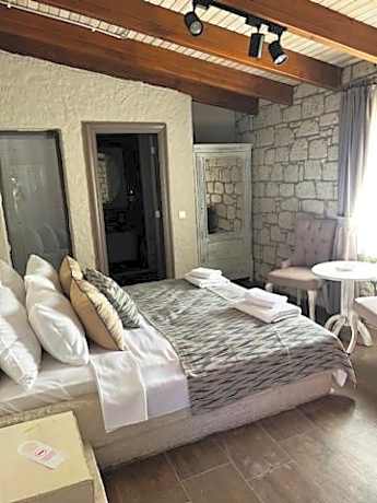 Suite with Spa Bath