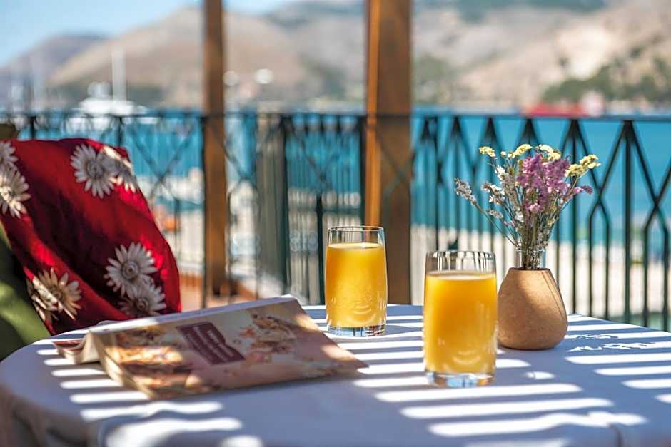 Rouchotas Apartments