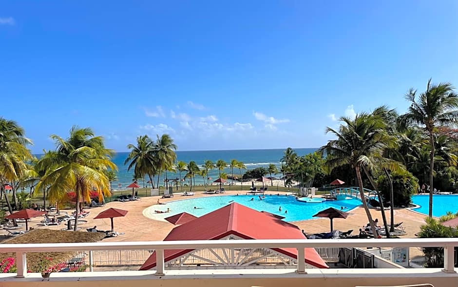 Sur la Plage - Club Sainte-Anne