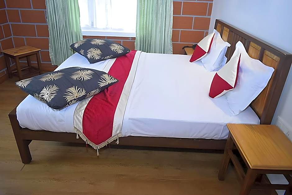 Altius Nest Hotel