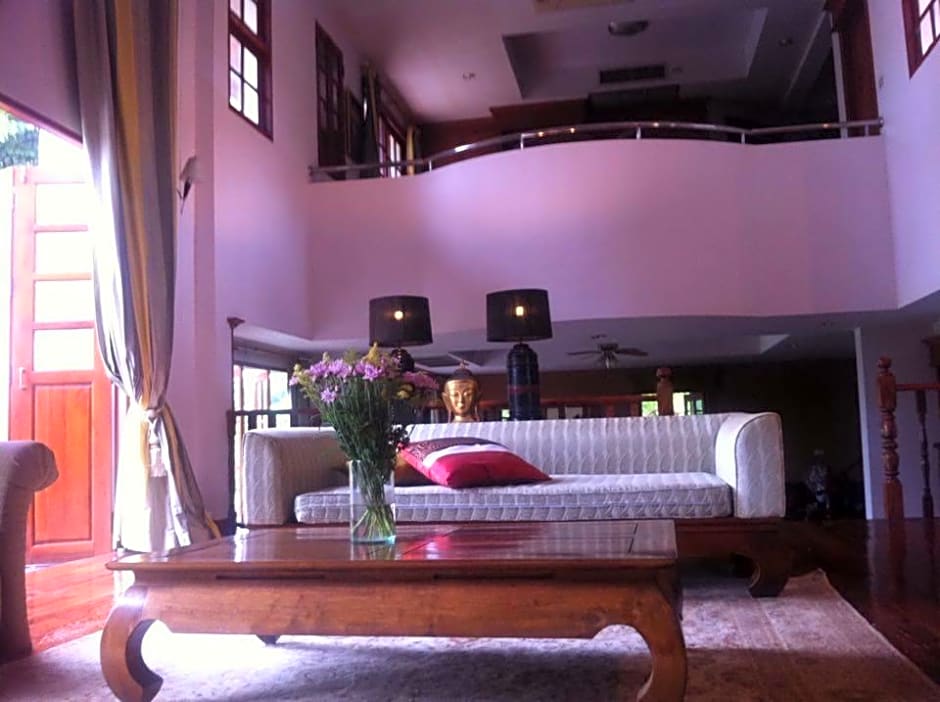 Bed And Breakfast Chiang Rai