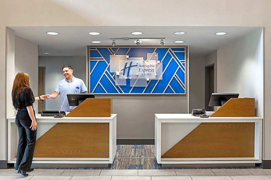 Holiday Inn Express Hotel & Suites North Sequim By IHG