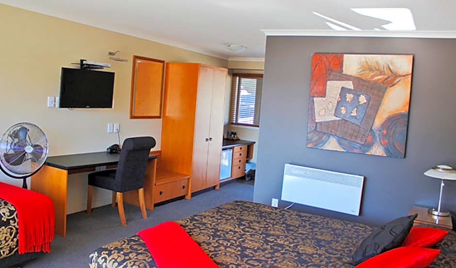 Beachcomber Inn (Picton)