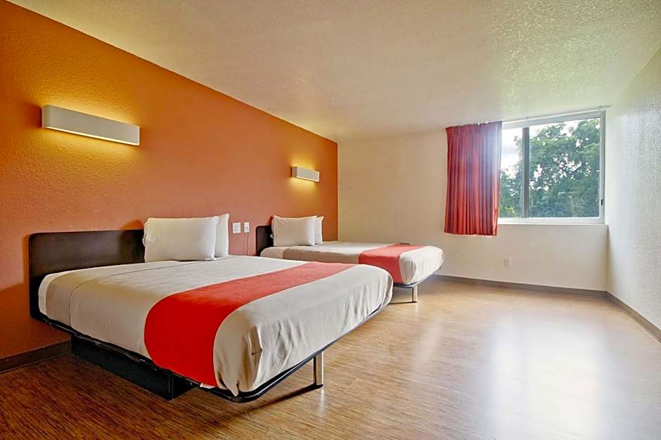 Motel 6-Miami, FL