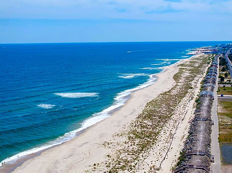 BeachWalk at Sea Bright