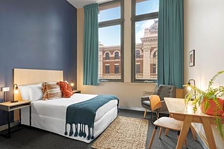 Double Room with Shared Bathroom