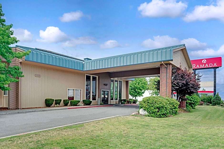 Photo 1 of 28 of Ramada by Wyndham Spokane Valley