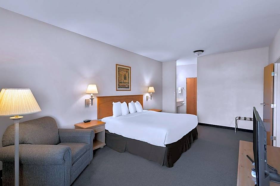 Rodeway Inn & Suites Tomahawk