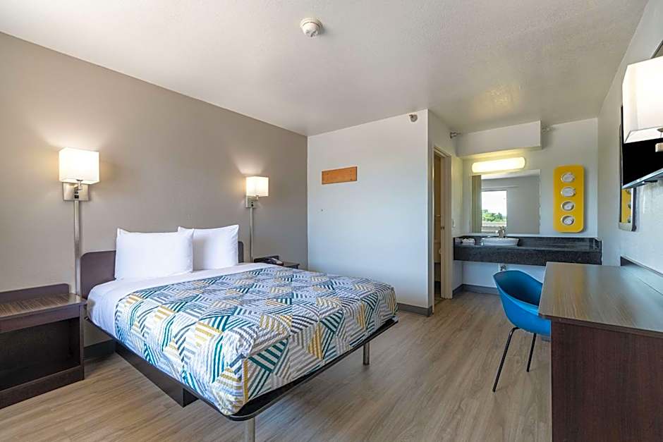 Motel 6-Rolling Meadows, IL - Chicago Northwest