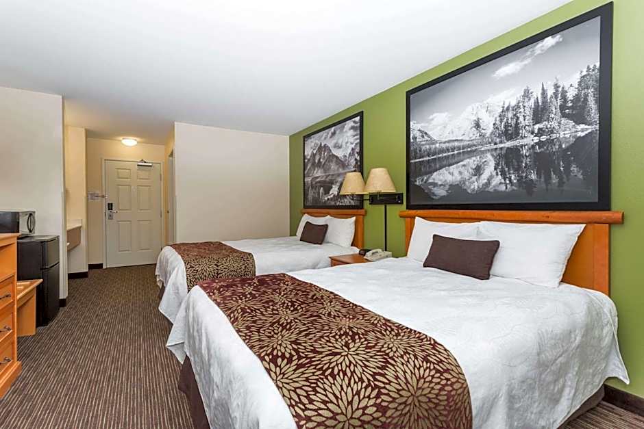 Super 8 by Wyndham Wheatland Wyoming