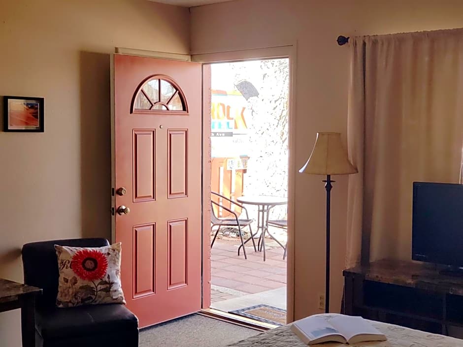 Red Rock Motel and Dam Motel