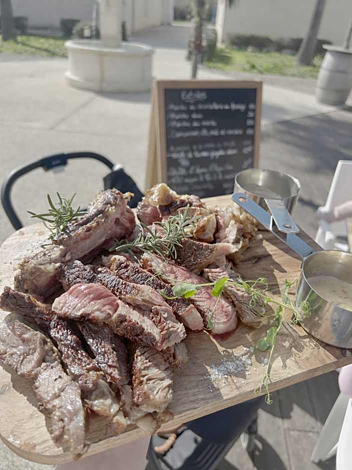 Hôtel Restaurant Les Jasses de Camargue