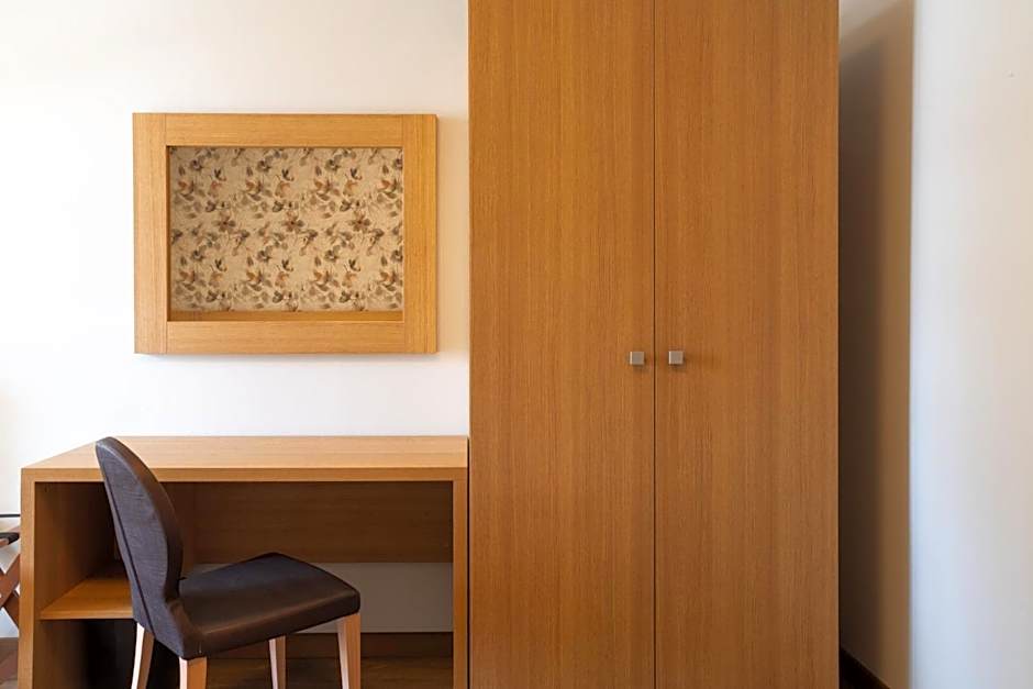 Le Torri - Rooms and Apartments