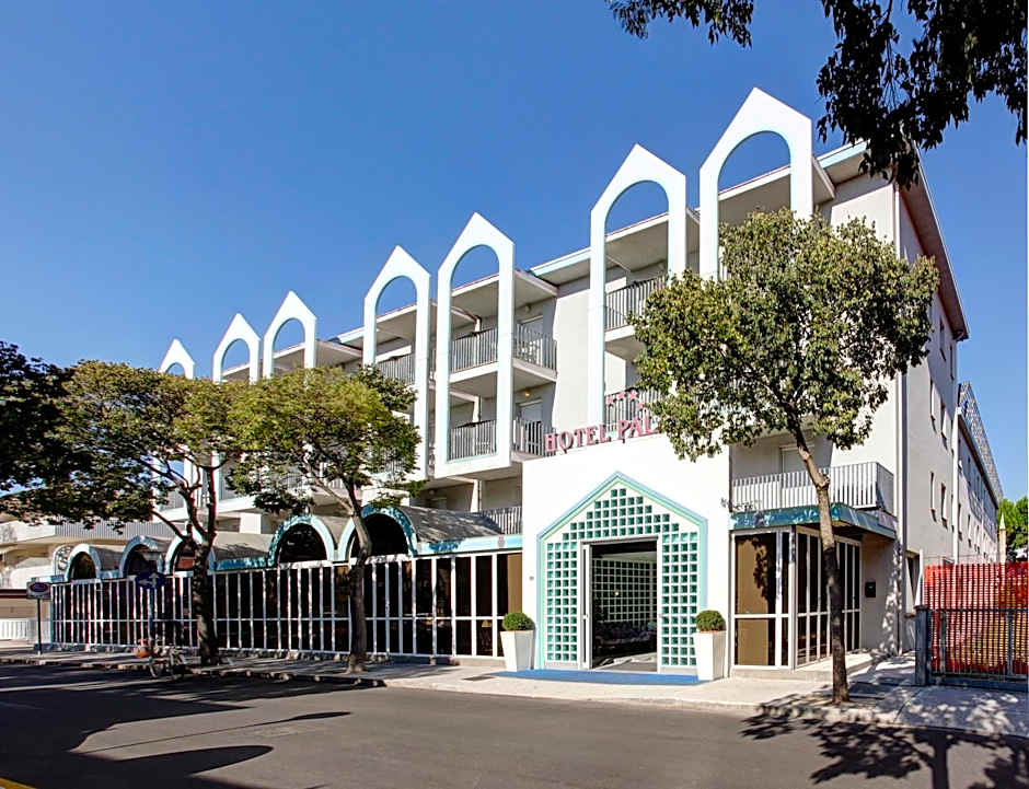 Hotel Palace